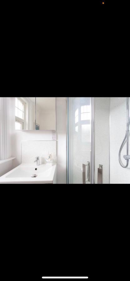 Driftwood Luxury Apartment Lyme Regis Luaran gambar